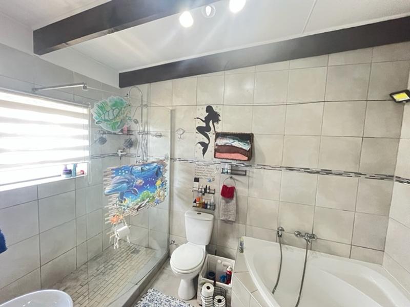 4 Bedroom Property for Sale in Dana Bay Western Cape